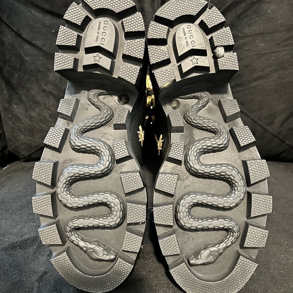 Gucci Embroidered Ankle Boots w/ rhinestones - Picture 6 of 6